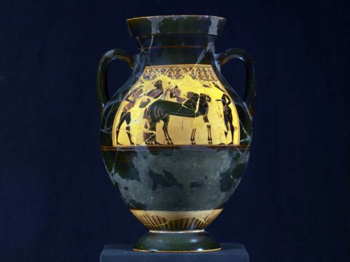 Painter of Amasis, Amphora with Dionysus and young men; departure of a warrior. Attica, c. 550. Geneva, Mus&eacute;e d'art et d'histoire de Gen&egrave;ve